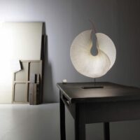 Ingo Maurer Yoruba Rose LED-Tischleuchte