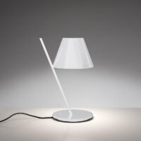ARTEMIDE La Petite Table Tischleuchte in weiss online kaufen bei LAMPADA