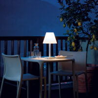 Rotaliana Dina+ LED Akku-Tischleuchte – Bild 2