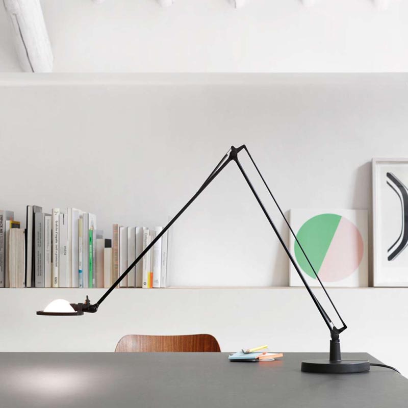 Schreibtischlampe mit Tischklemme