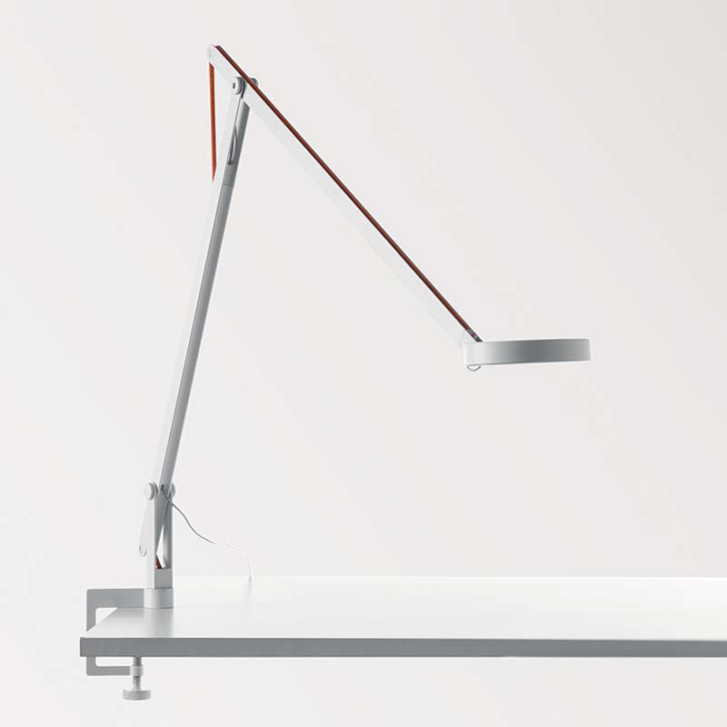 Schreibtischlampe mit Tischklemme
