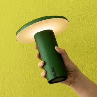Artemide Takku Akku Tischleuchte – Bild 3
