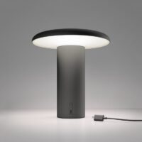 Takku - Akkuleuchte in schwarz von Artemide