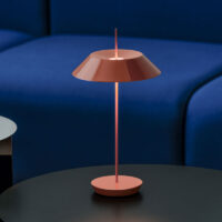 Vibia Mayfair Mini 5495 Akku Tischleuchte Terra Rot Ambiente