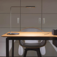 Lumina Flo Desk LED-Tischleuchte – Bild 3