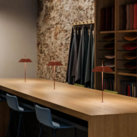 Vibia Mayfair Mini 5497 LED-Tischleuchte zum Anschrauben – Bild 8
