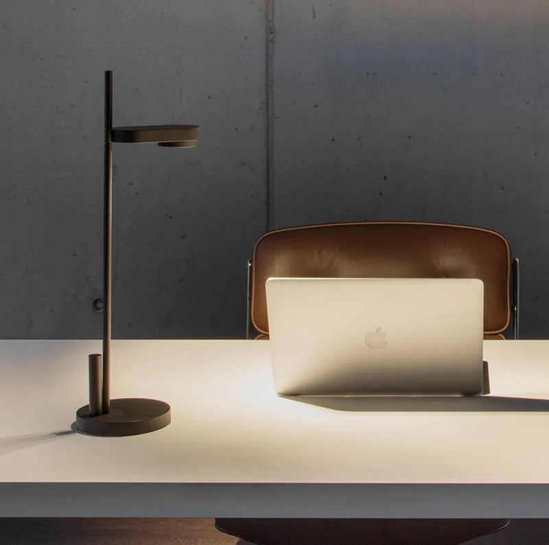 Belux Kido Desk LED-Tischleuchte mit Rundfuß