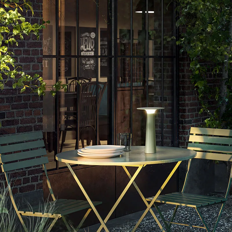 IP44.DE Lix Akku-Tischleuchte Dim to Amber 2700K-1800K – Bild 4