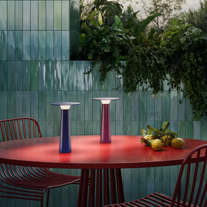 IP44.DE Lix Akku-Tischleuchte Dim to Amber 2700K-1800K – Bild 5