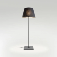 Marset TXL 2019 170 Outdoor Stehleuchte mit grauem Leuchtenschirm