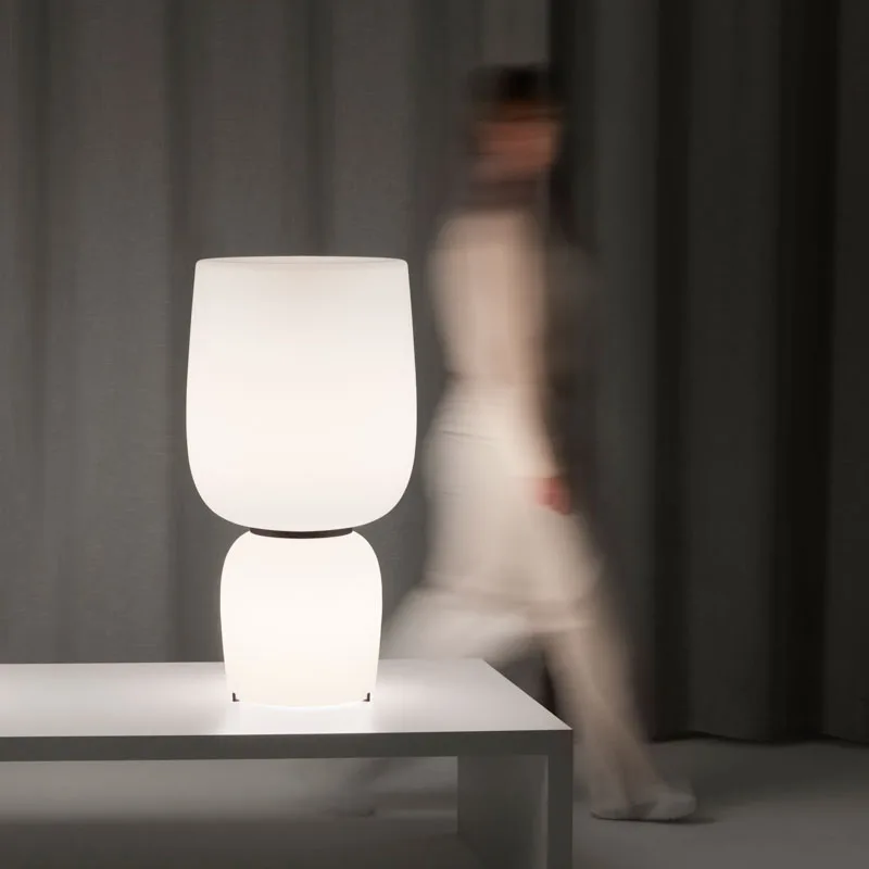 Vibia Ghost LED-Tischleuchte – Bild 5