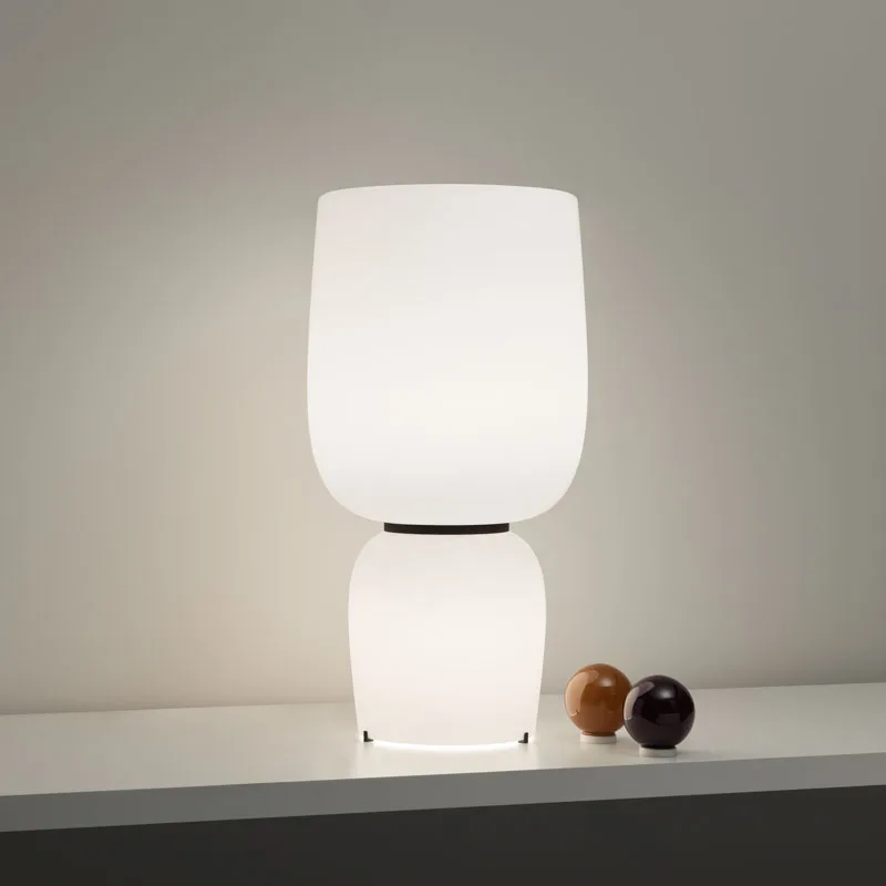 Vibia Ghost LED-Tischleuchte – Bild 6