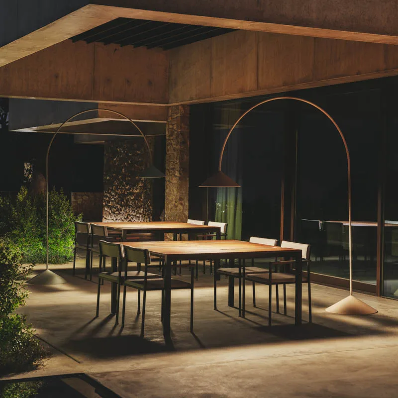 Vibia Out 4275 LED-Stehleuchte zur Festmontage – Bild 6