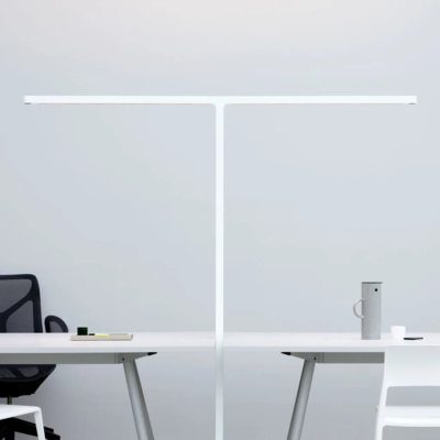 GRAU Team Cowork LED-Stehleuchte
