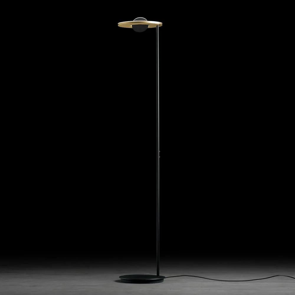 Holtkötter Nova OOG LED-Deckenfluter Schwarz Eloxal Messing