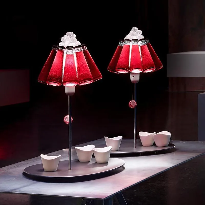 Ingo Maurer Campari Bar Tischleuchte Ambiente