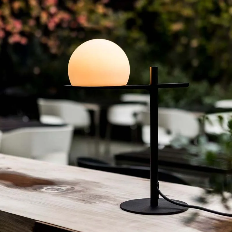 Estiluz Circ Outdoor LED-Tischleuchte M-3728X Schwarz