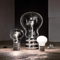 Ingo Maurer Bulb Brass LED-Tischleuchte – Bild 3