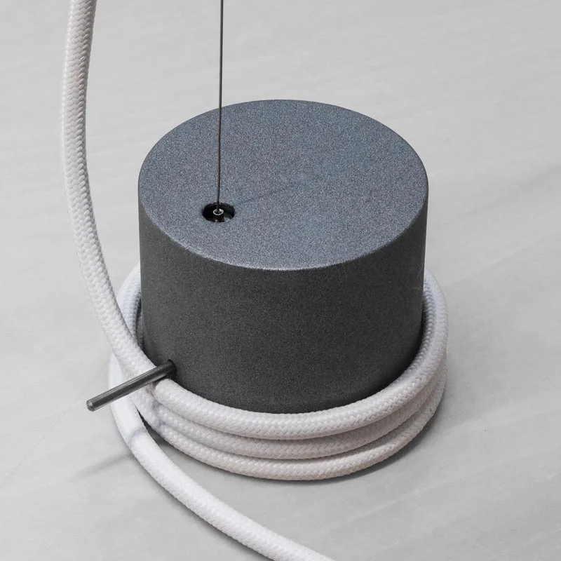 Ingo Maurer Tubular Balance LED-Tischleuchte – Bild 6