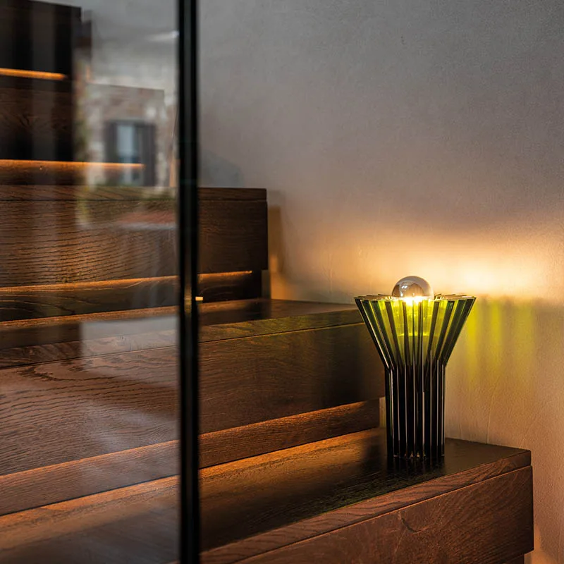 CINI & NILS Bouquet Tischleuchte – Bild 2