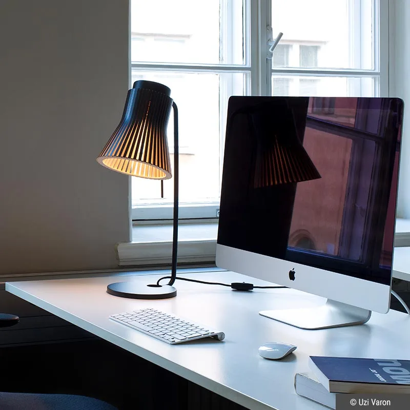 Secto Design Petite 4620 Tischleuchte – Bild 8