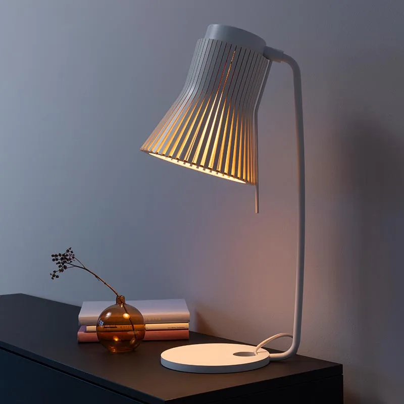 Secto Design Petite 4620 Tischleuchte