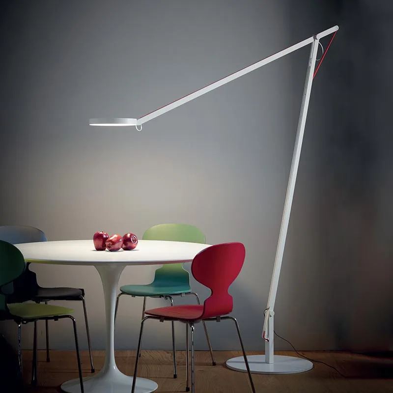 Rotaliana String XL LED-Stehleuchte weiss matt