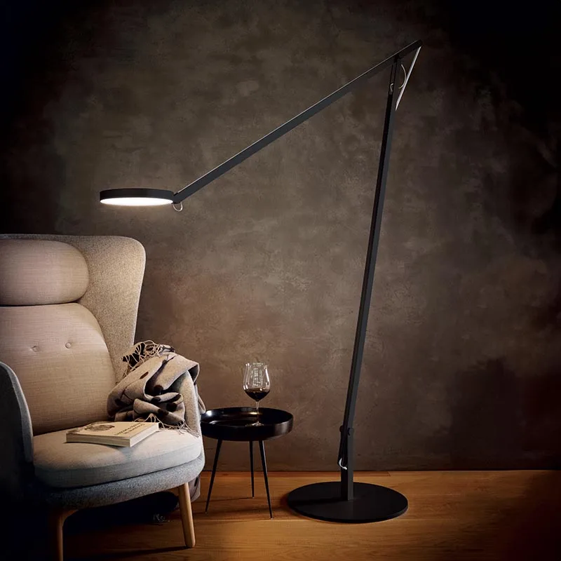 Rotaliana String XL LED-Stehleuchte schwarz matt