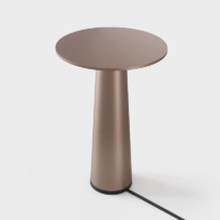 IP44.DE Lix Mini Akku-Tischleuchte Bright Bronze