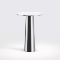 IP44.DE Lix Mini Akku-Tischleuchte Chrome