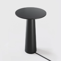 IP44.DE Lix Mini Akku-Tischleuchte Jet Black
