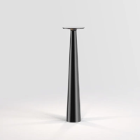 IP44.DE Lix Skinny Akku-Tischleuchte Dark Chrome
