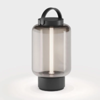 IP44.DE Qu LED-Akkuleuchte Jet Black und Glass Amber