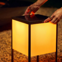 IP44.DE Fil LED-Akkuleuchte mit Solarpanel – Bild 7