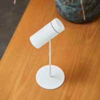 LOOM Design Sia Click Spot Akku-Tischleuchte Weiss – Bild 4