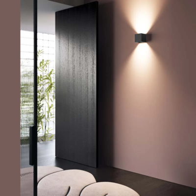 Lodes Laser 10×10 LED-Wandleuchte