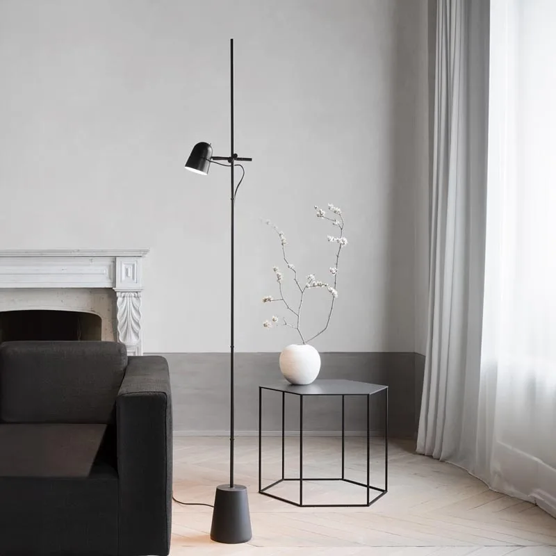 luceplan-counterbalance-floor-led-stehleuchte-schwarz-ambiente Luceplan Counterbalance LED Stehleuchte