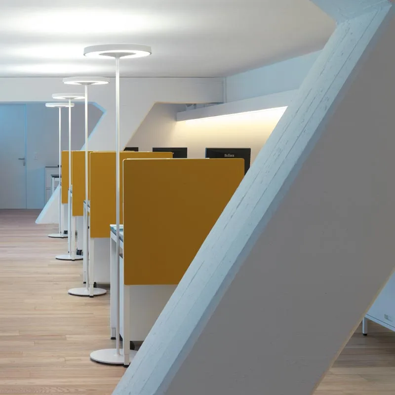 Belux 340 Belux disk LED-Stehleuchte