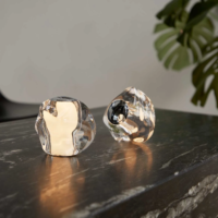 LOOM Design Ice Ball LED-Tischleuchte mit Akku – Bild 4