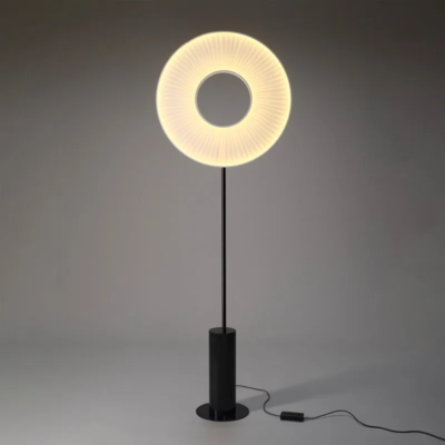 10 HEURES 10 Iris Floor Totem 60 Stehleuchte schwarz