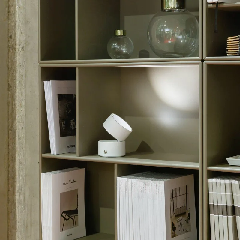 prediger.base p.011 LED-Tischleuchte M ausrichtbar – Bild 6