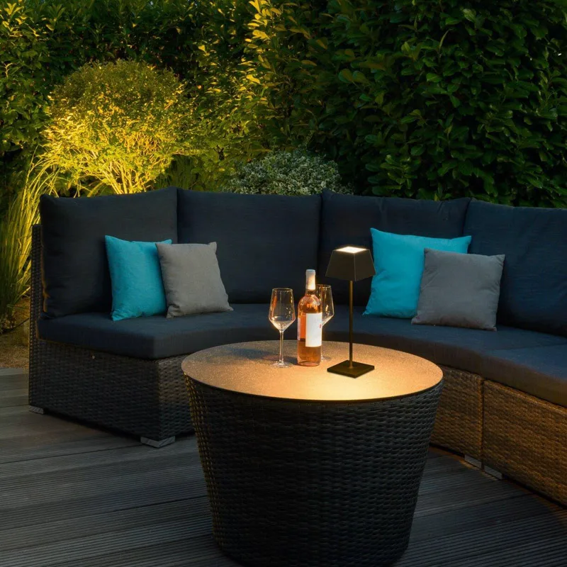 prediger.base p.092 Akku-Tischleuchte mit Ladestation – Bild 2