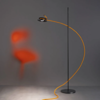 Ingo Maurer Ms. Bowjangles LED-Stehleuchte Tall – Bild 13