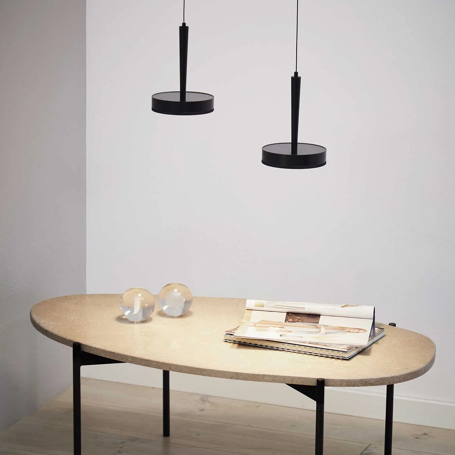 LOOM Design NYX P1 LED-Pendelleuchte Schwarz matt