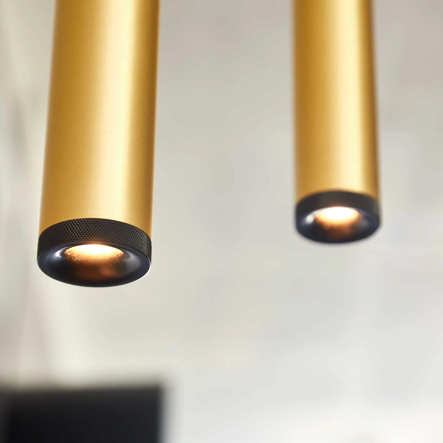 LOOM Design NYX P2 LED-Pendelleuchte Messing matt – Bild 3