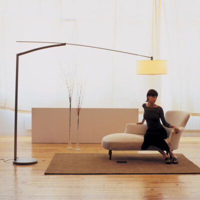 VIBIA Balance 5190 Bogenleuchte mit Pergament Schirm