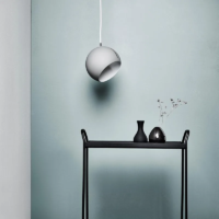 NYTA Pendelleuchte Tilt Globe – Bild 3