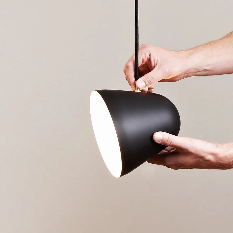 NYTA Pendelleuchte Tilt S Weiß – Bild 4