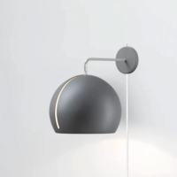 NYTA Wandleuchte Tilt Globe Wall grau matt weiss