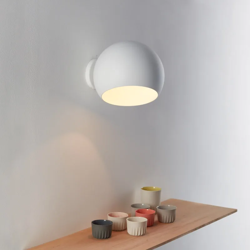 NYTA Wandleuchte Tilt Globe Wall Short – Bild 3